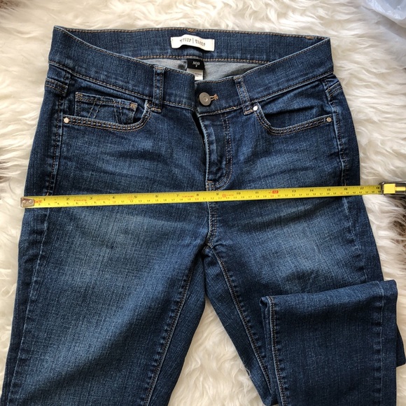 WHBM • NOIR Size 4 Cropped Denim Jeans - Picture 11 of 16
